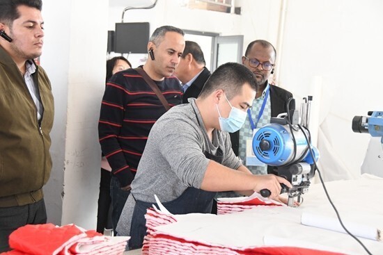 做耳機的企業提前轉產馬面裙——馬面裙爆火為何在曹縣“意料之中”